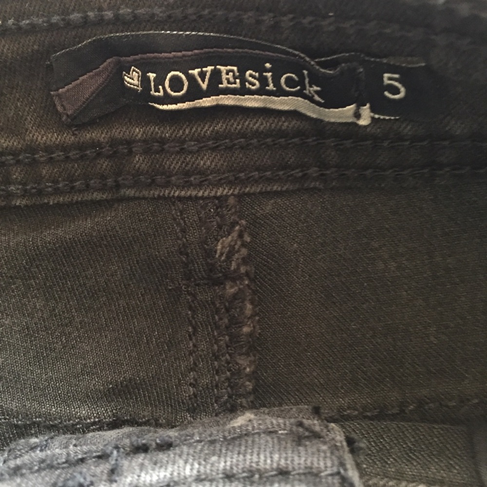 LOVEsick Destroyed Jean Shorts Black Size 5 - Picture 3 of 8